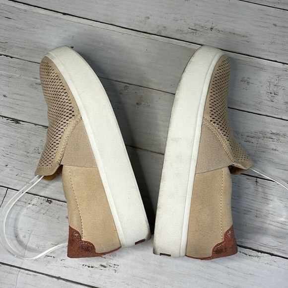 Dr. Scholl's Abbot Lux Tan Suede Platform Slipon Sneaker - Picture 8 of 13